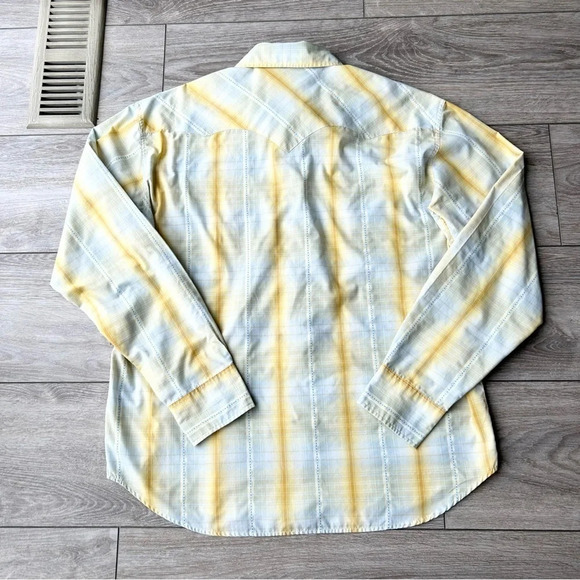 Salty Cotton Blend Plaid Western Button Down Shirt - Picture 11 of 13